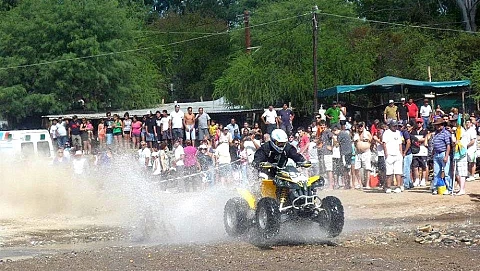 f39ca308edfe618df72077bb0f52b945_XL