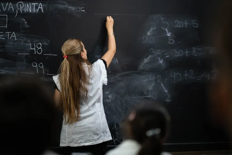 03cda33c3435cc9f82b45d5ed13a9772_L