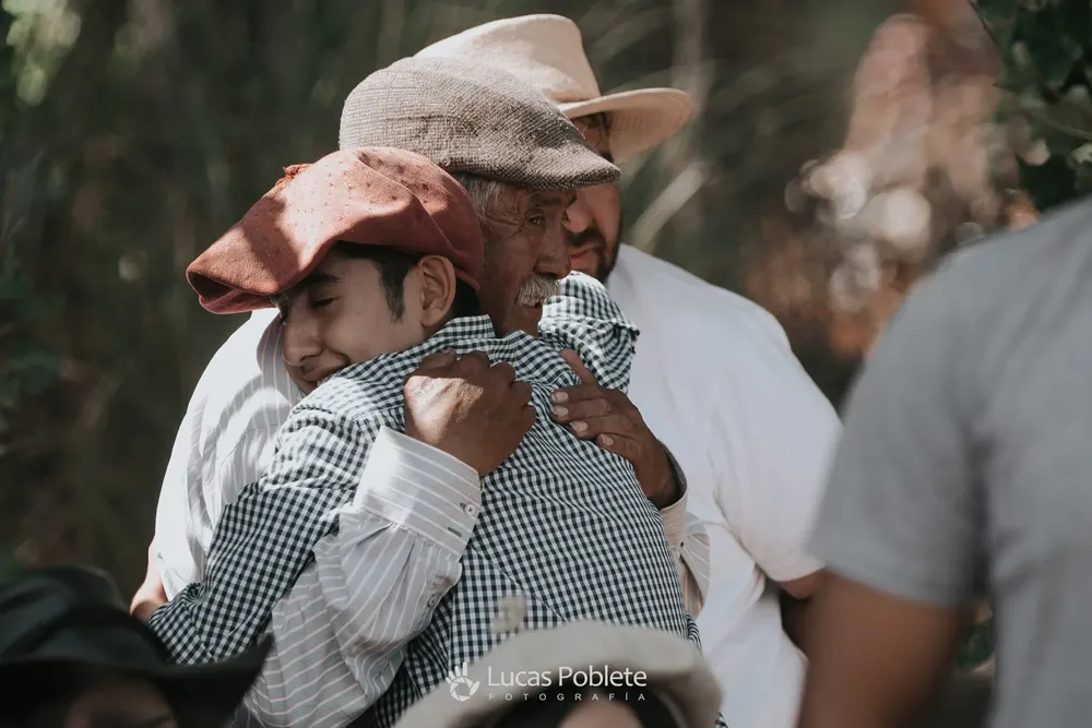 417723330_898424738313423_3237453917432217507_n