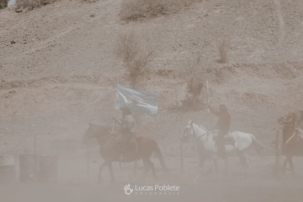 417902021_898422328313664_4541536782717065203_n