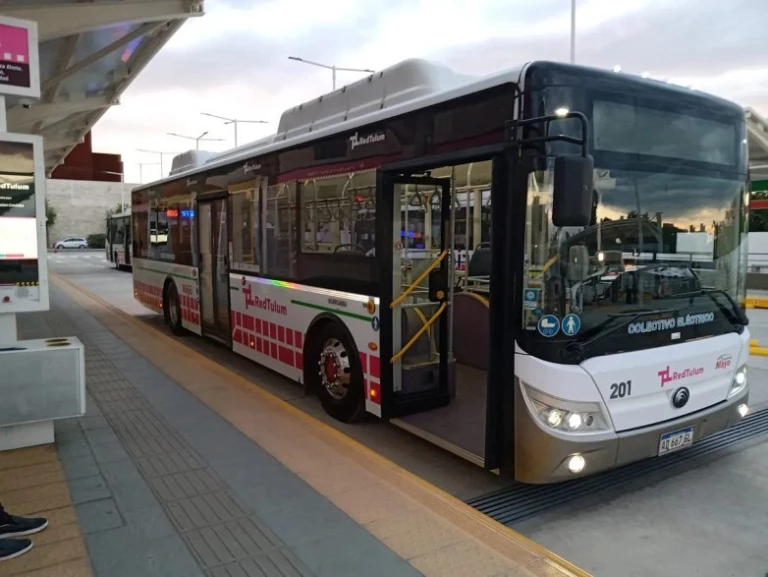 Colectivo- red tulum