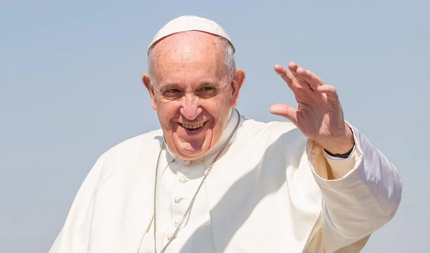Papa-Francisco-1936-2025-Una-vida-dedicada-al-servicio-y-la-misericordia