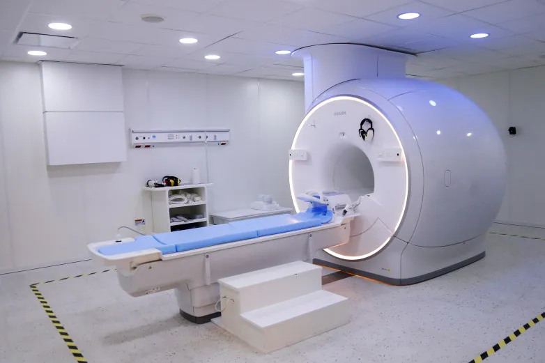 resonador del Hospital Marcial Quiroga+