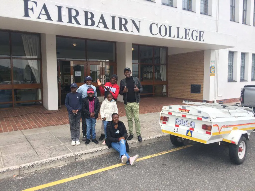 293125059_571719891270214_7015801117556065124_n